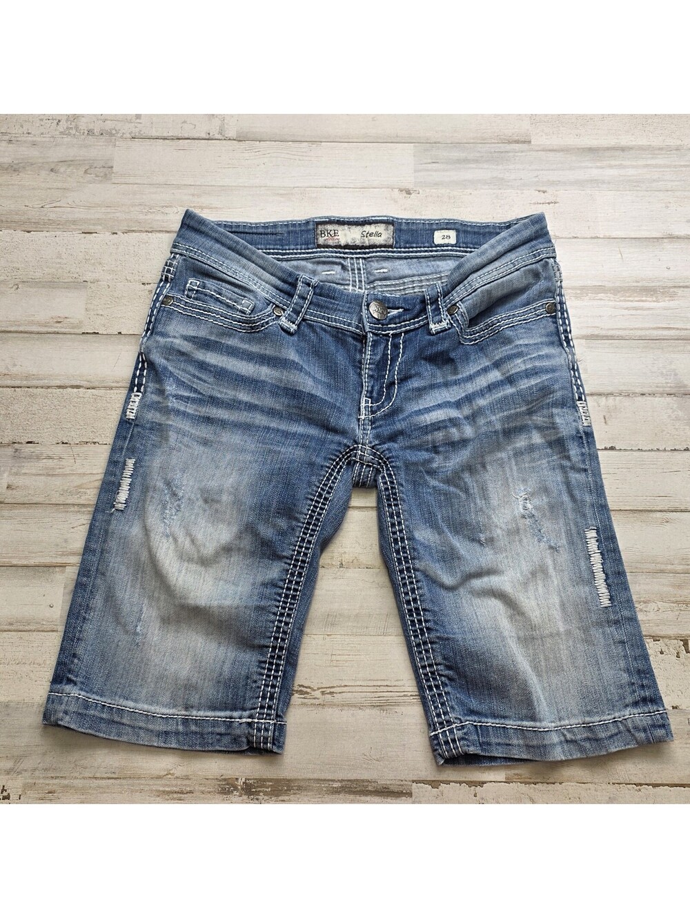 BKE Stella Bermuda Jean Shorts Distressed Size 28 - Comfortable Cotton Blend